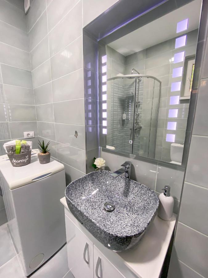 5 * Brasov